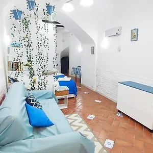 Loft Monteoliveto By Napulitandream , Nápoles Italia